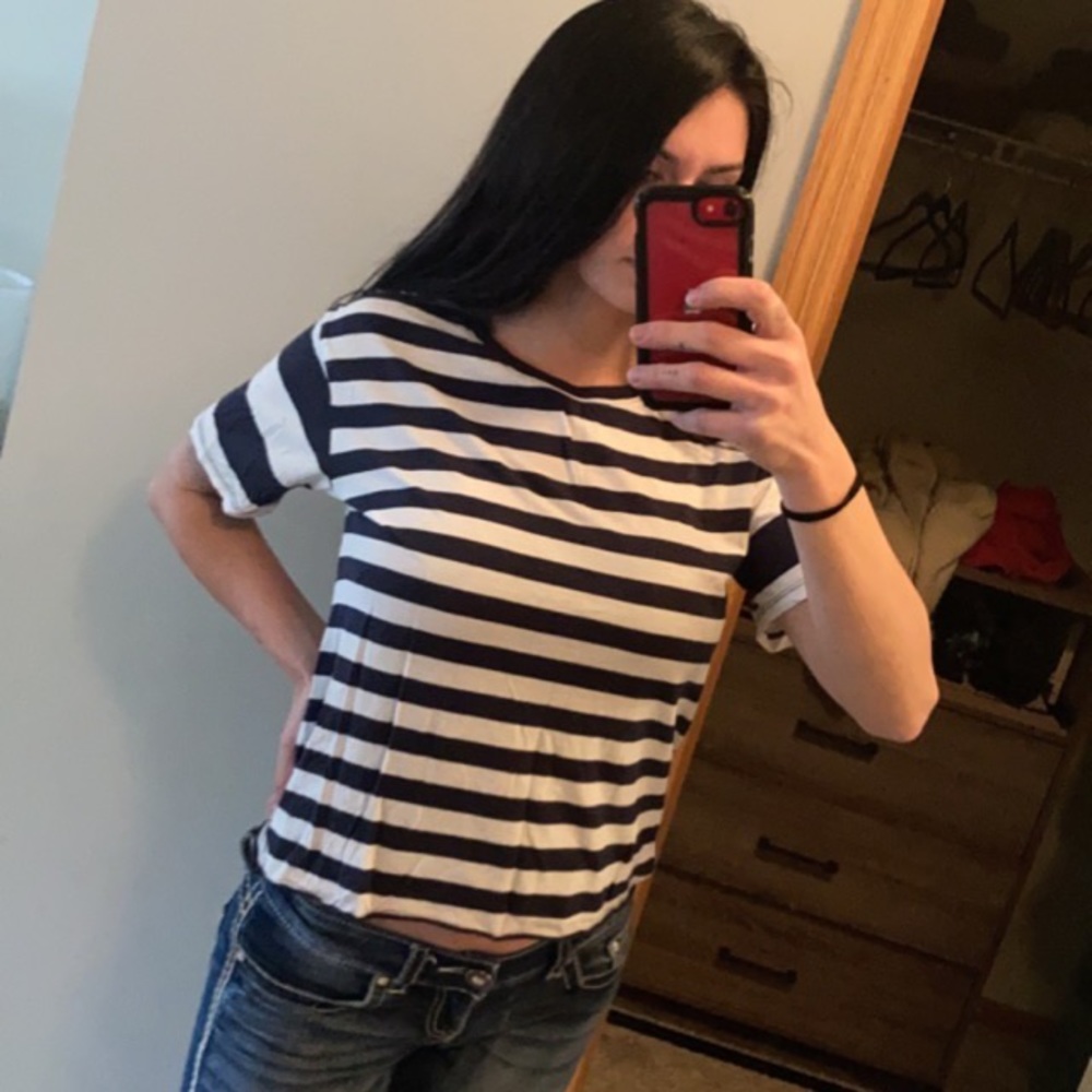 White crow top